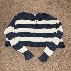 american eagle cropped sweater size xs